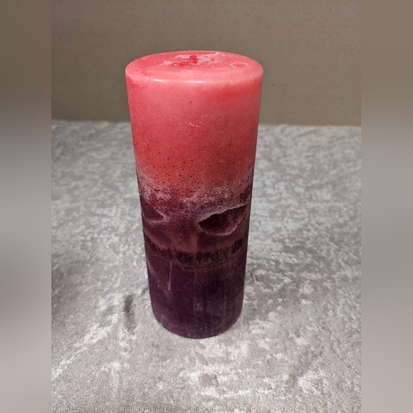 Partylite Berry Blast Pillar Candle- 7" Retired M37665 - Picture 4 of 6